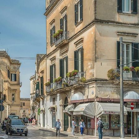 1 Bedroom Awesome Apartment In Lecce Le Exteriör bild